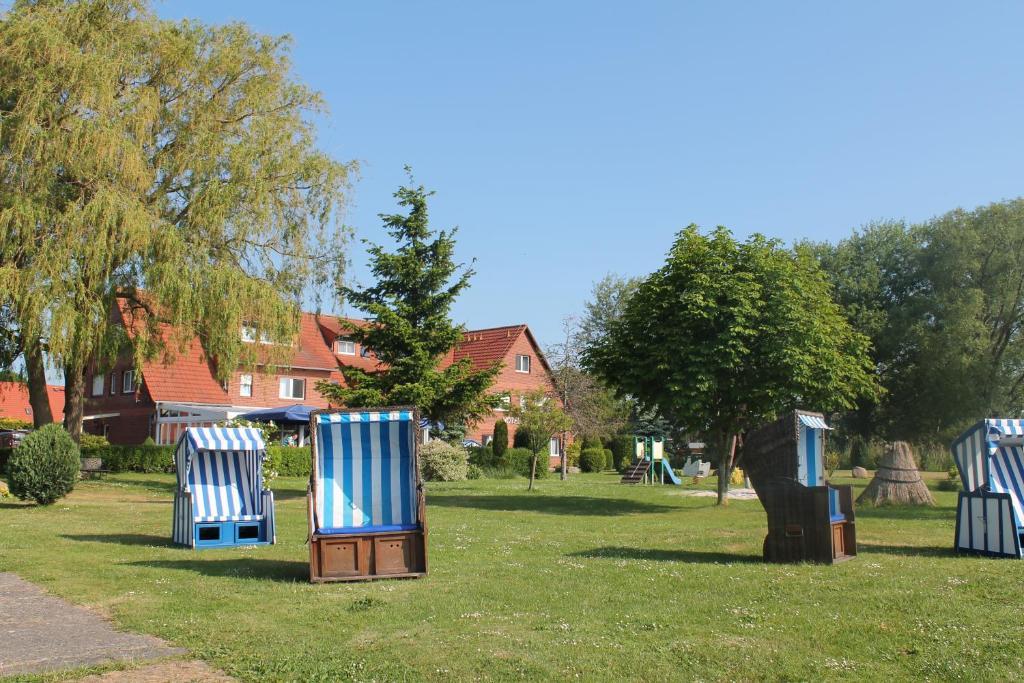 Hotel & Restaurant Am Wasser Breege Exterior photo